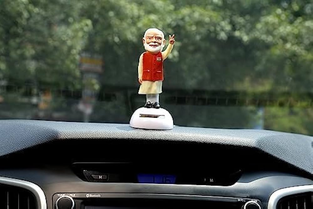 Modi Car Statue