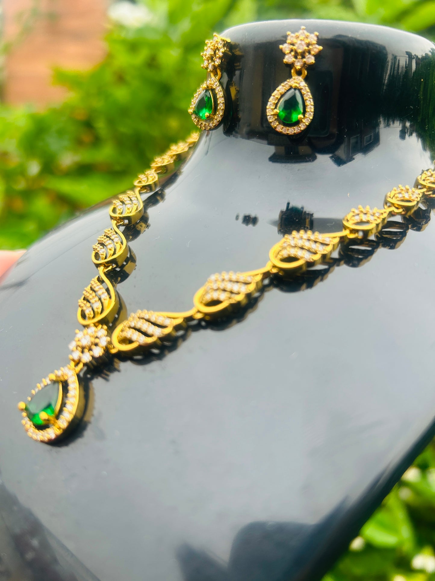 Green Emerald Stone Necklace Set