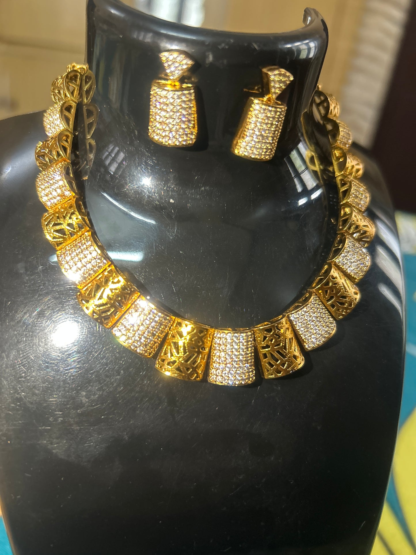 Traditional South Indian Gold Necklace Set