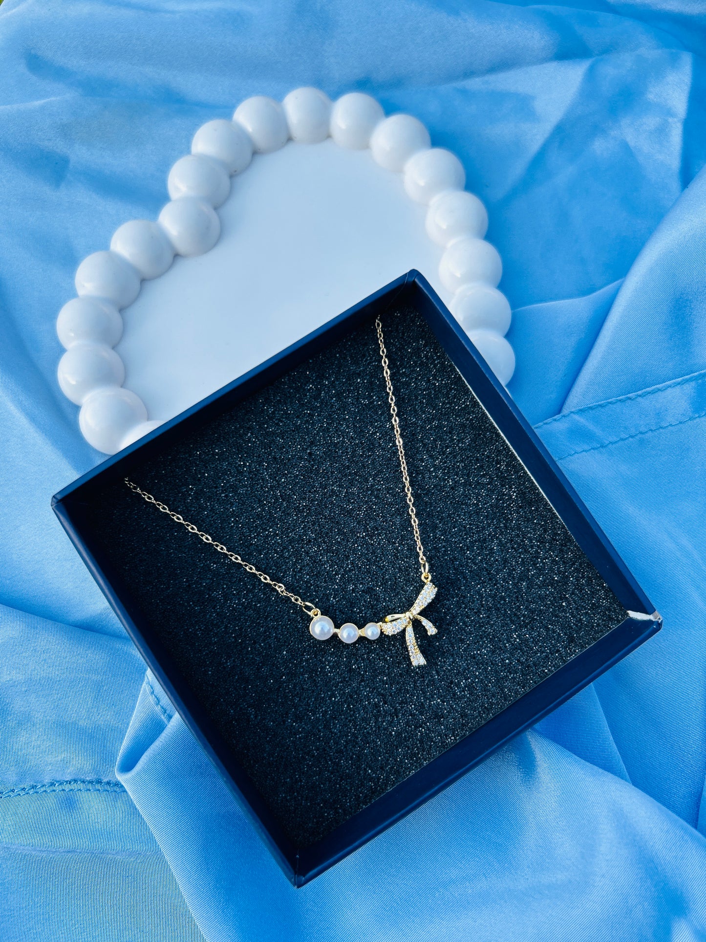 Pearls Sleek Bow Anti Tarnish Pendant