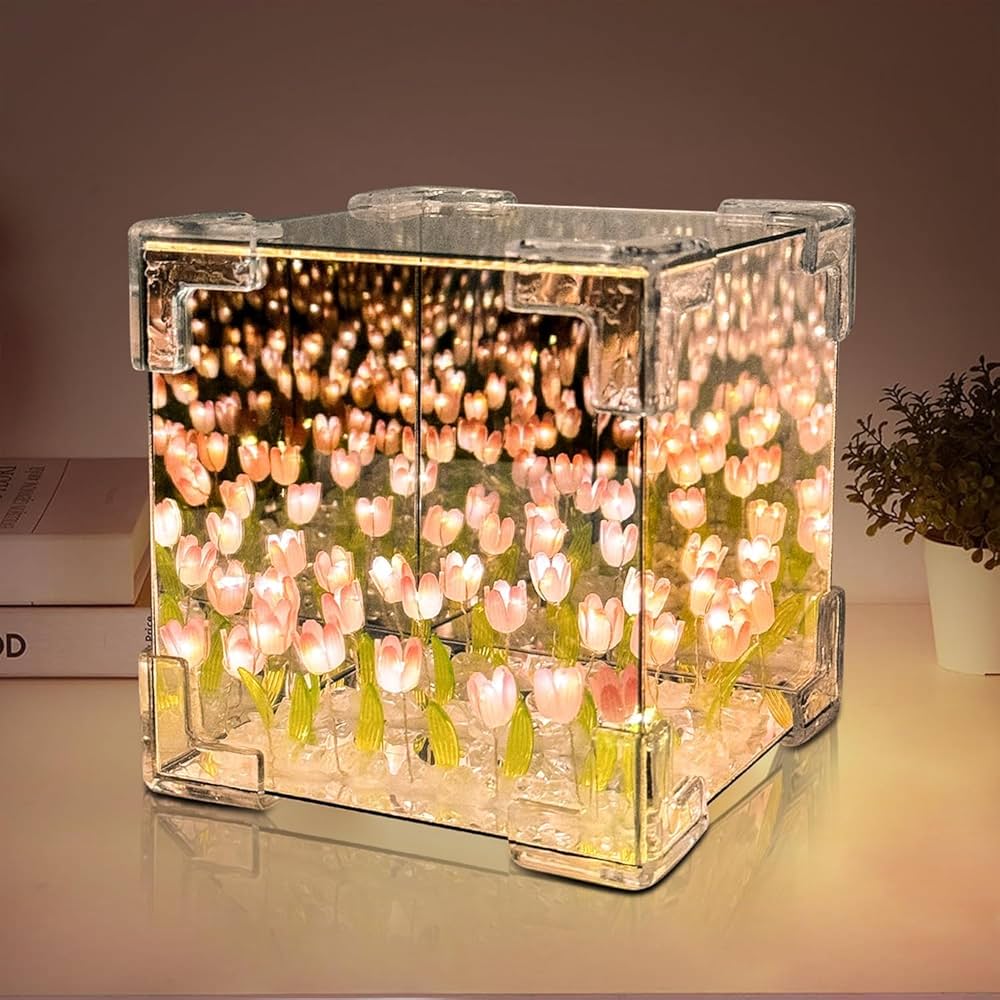 Tulips Cube Lamp