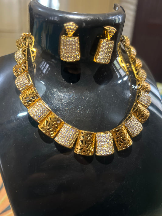 Traditional South Indian Gold Necklace Set