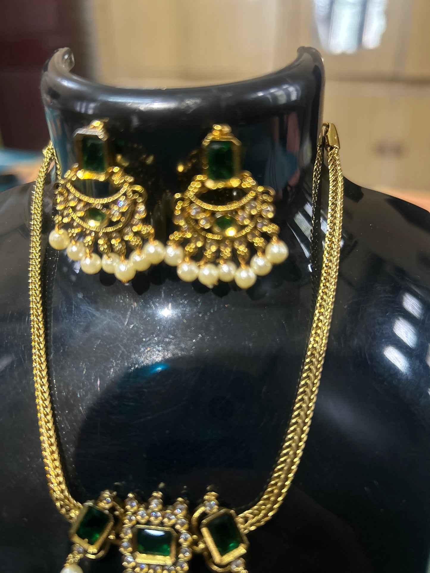 Green Stone Mehandi Choker Set