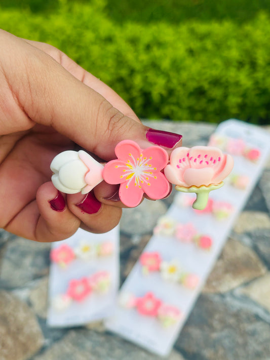 Floral Alligator Hair Pin