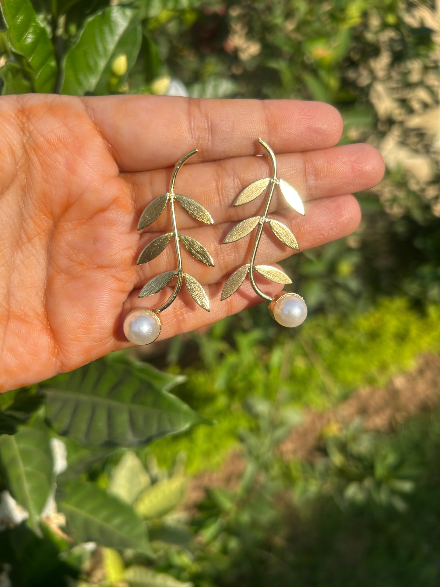 Golden Leaf Pearl Earrings