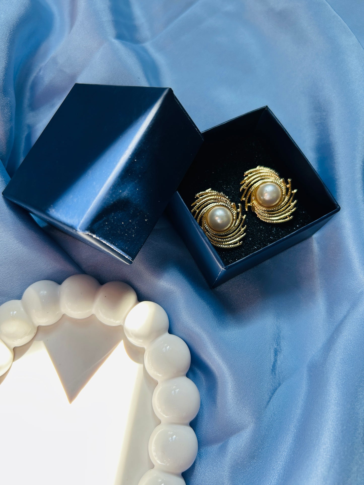 Golden Layering Pearl Anti Tarnish Earrings