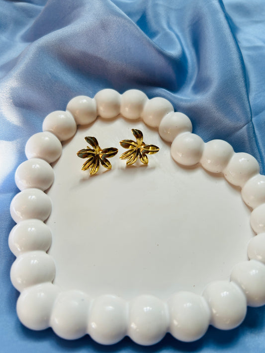 Golden Chinar Anti Tarnish Earrings