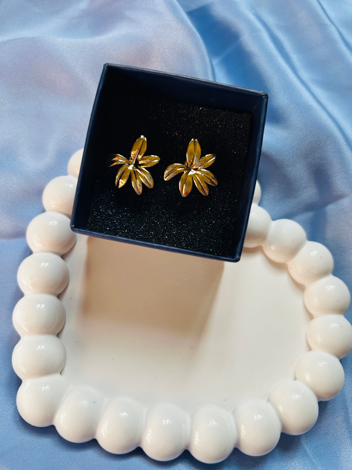 Golden Chinar Anti Tarnish Earrings