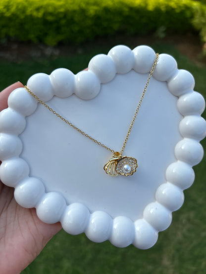 Pearl Shell Anti Tarnish Pendant
