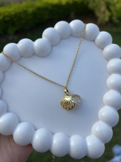 Pearl Shell Anti Tarnish Pendant