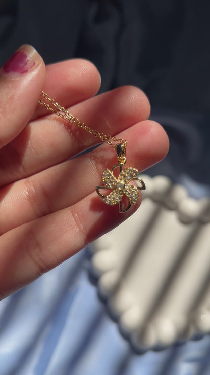 Rotating Flower Anti Tarnish Premium Pendant